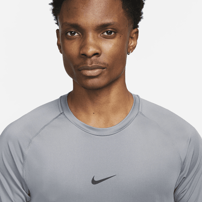 Nike Pro Men's Dri-FIT Slim Short-Sleeve Top. Nike.com